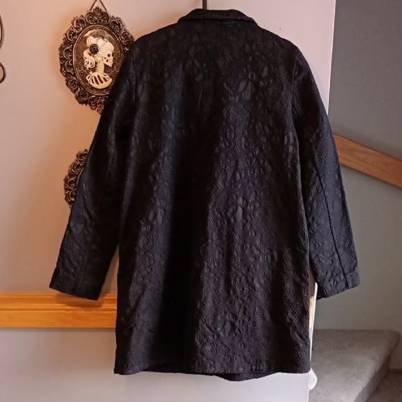 Max Volmary Black Textured Women's Trench Coat - Picture 7 of 9